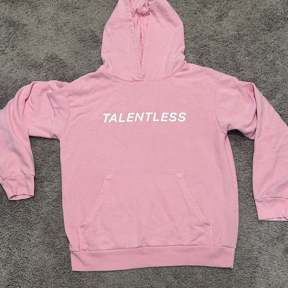 TALENTLESS Women’s Hoodie. Medium. Light pink. - Picture 1 of 6